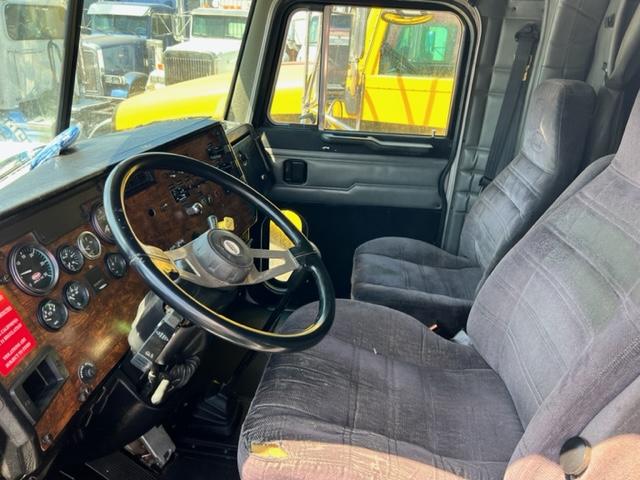 1999 Peterbilt 379 EXHD Pre Elog! - Image 24