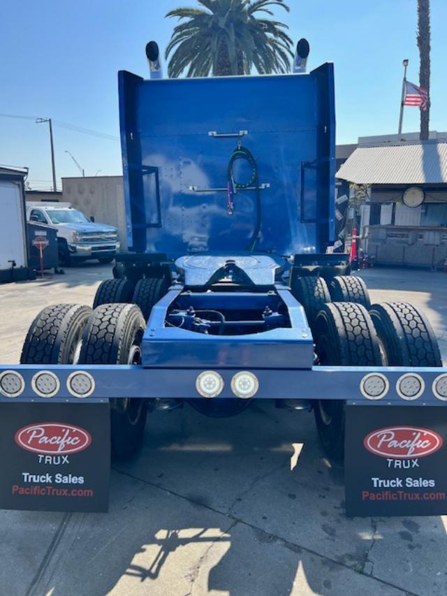 Custom 1990 Peterbilt 378 - Image 10