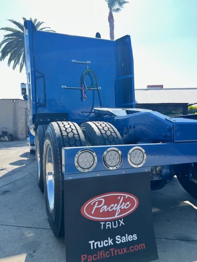 Custom 1990 Peterbilt 378 - Image 11