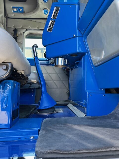 Fully Custom Pre Emission 2001 Freightliner Classic! - Image 23