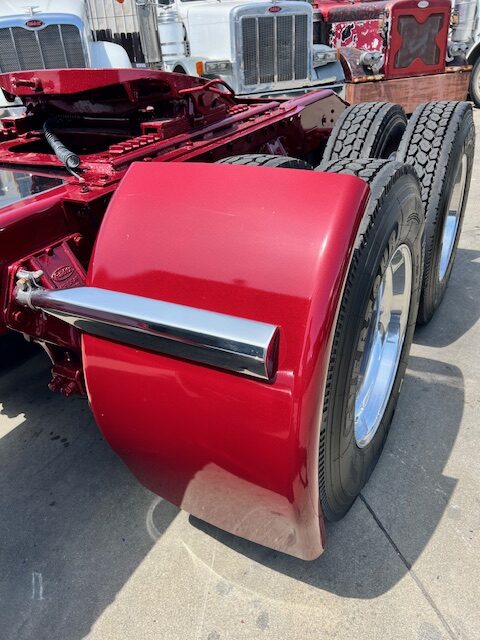 1995 Peterbilt 379 EXHD 36" Flattop Sleeper New Custom Build - Image 7