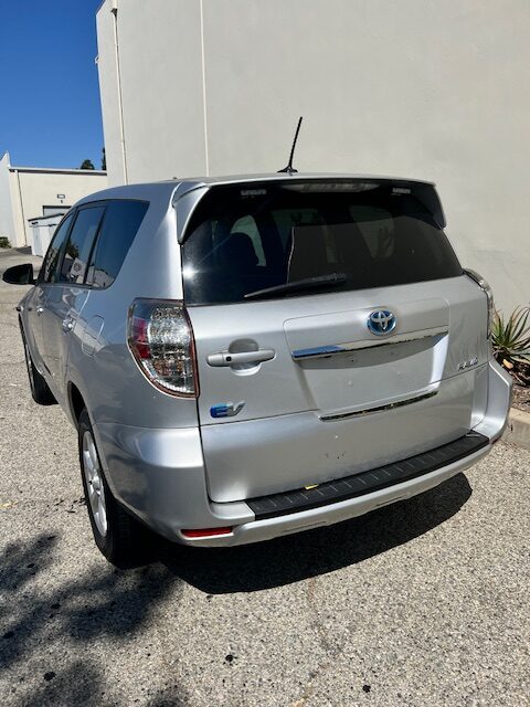 2014 Toyota RAV4 EV, LOW MILES, One Owner! - Image 6