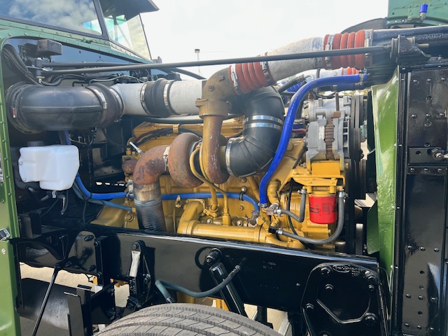 1990 Peterbilt 379 EXHD 60" Flattop Sleeper New Custom Build! - Image 17
