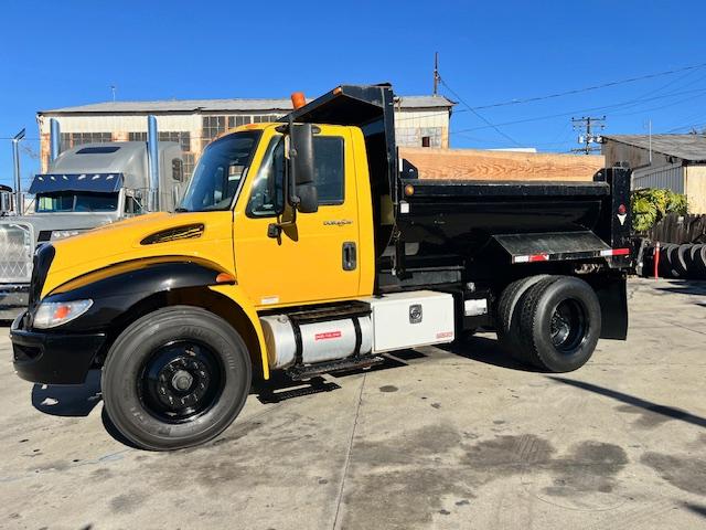 2011 International DuraStar 4300 3/5-yard Dump Truck - Image 9