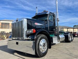 2001 Peterbilt 379 Day Cab!