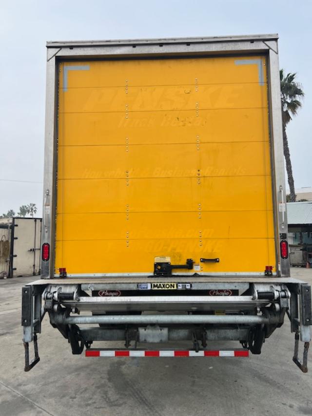 2020 Freightliner M2 26' Air Ride Box Truck - Image 8