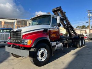 2005 Mack Granite CV713 Heavy Haul Rolloff