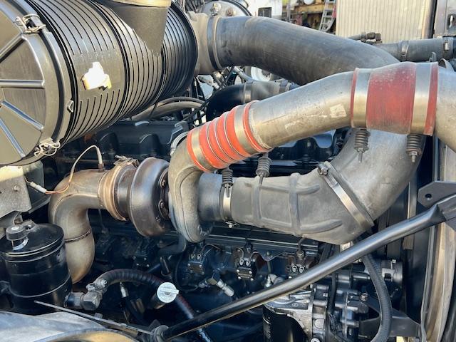 2005 Mack Granite CV713 Heavy Haul Rolloff - Image 16