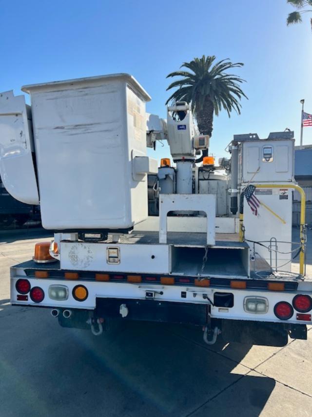 2012 Ford F550 ALTEC Bucket truck, One Owner! - Image 13