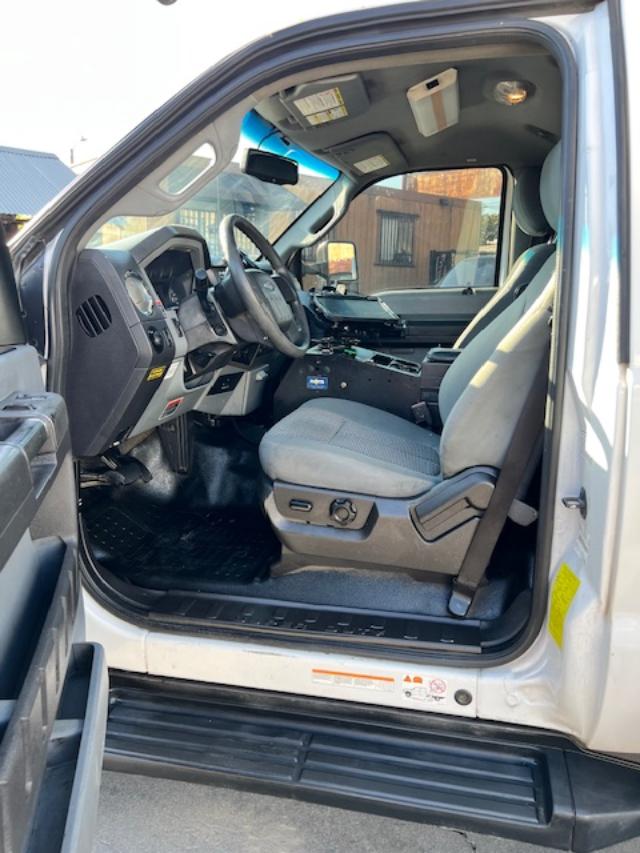 2012 Ford F550 ALTEC Bucket truck, One Owner! - Image 16