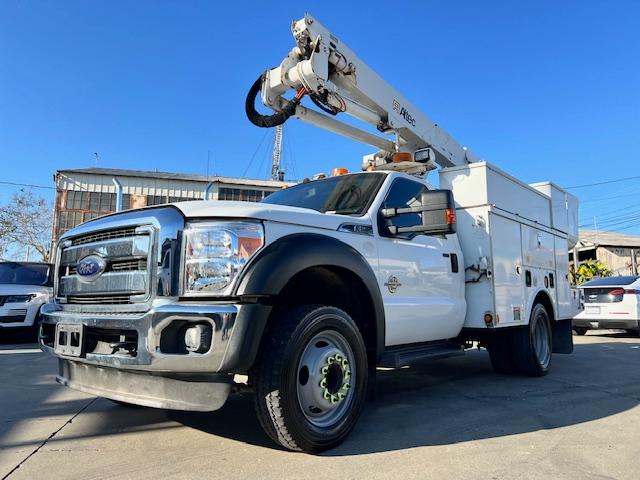 2012 Ford F550 ALTEC Bucket truck, One Owner!