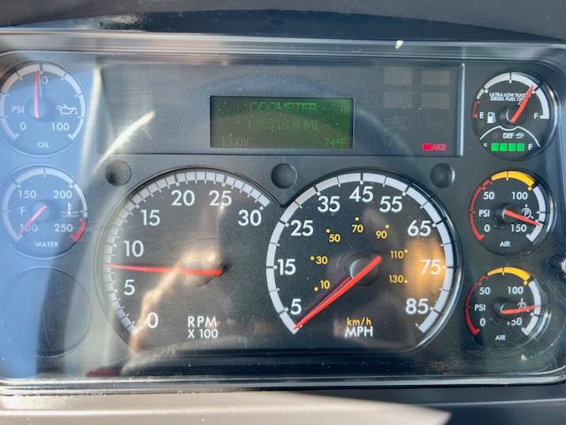 2020 Freightliner M2 26' Box Truck, 1 Owner! - Image 21