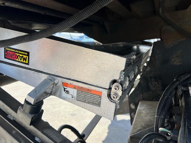 2020 Freightliner M2 26' Box Truck, 1 Owner! - Image 10