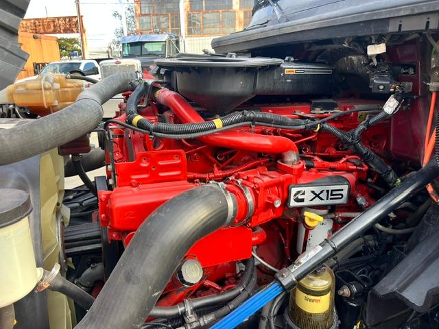 2022 International LT625 Cummins X15 - Image 14