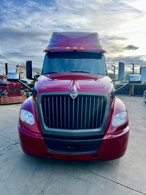 2022 International LT625 Cummins X15 - Image 2