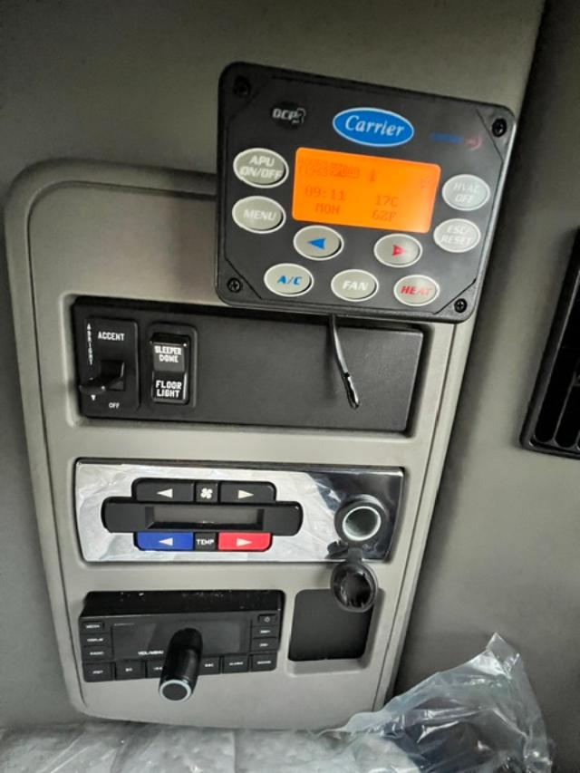 2022 International LT625 Cummins X15 - Image 20