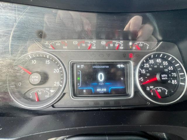 2022 International LT625 Cummins X15 - Image 27