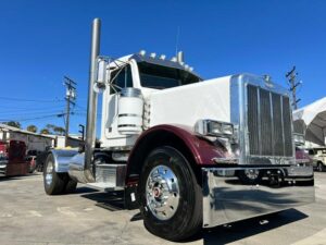 1995 Peterbilt 379 Factory Single Axle Daycab