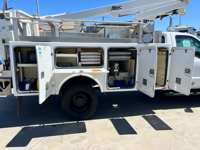2012 Ford F450 Altec Bucket Truck V10 - Image 15