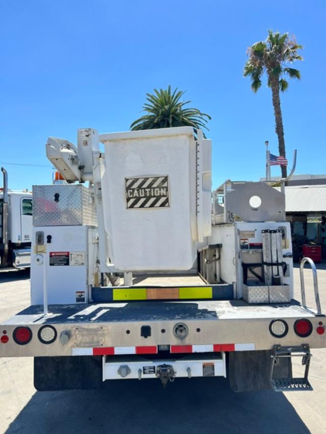 2012 Ford F450 Altec Bucket Truck V10 - Image 7