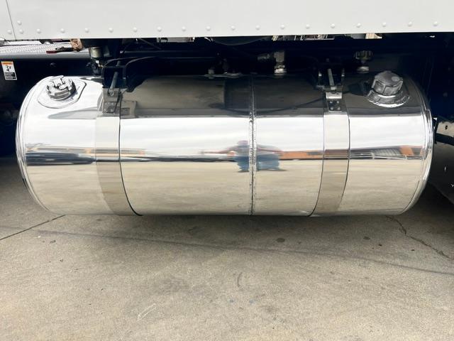2013 Peterbilt 386 PTO/WetKit with Overhaul - Image 6